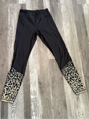 Kyodan - Black Active Leggings with Gold Accent (XS)